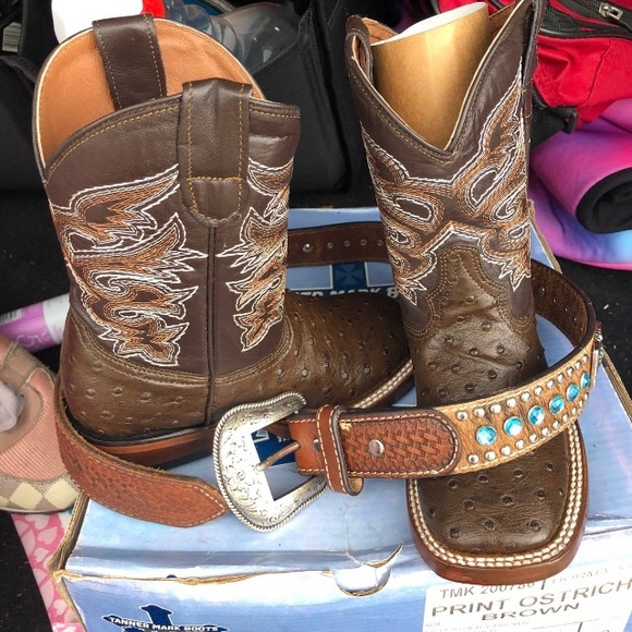 Size 11 C Brand New Cow Boy Leather boots . - Picture 2 of 2